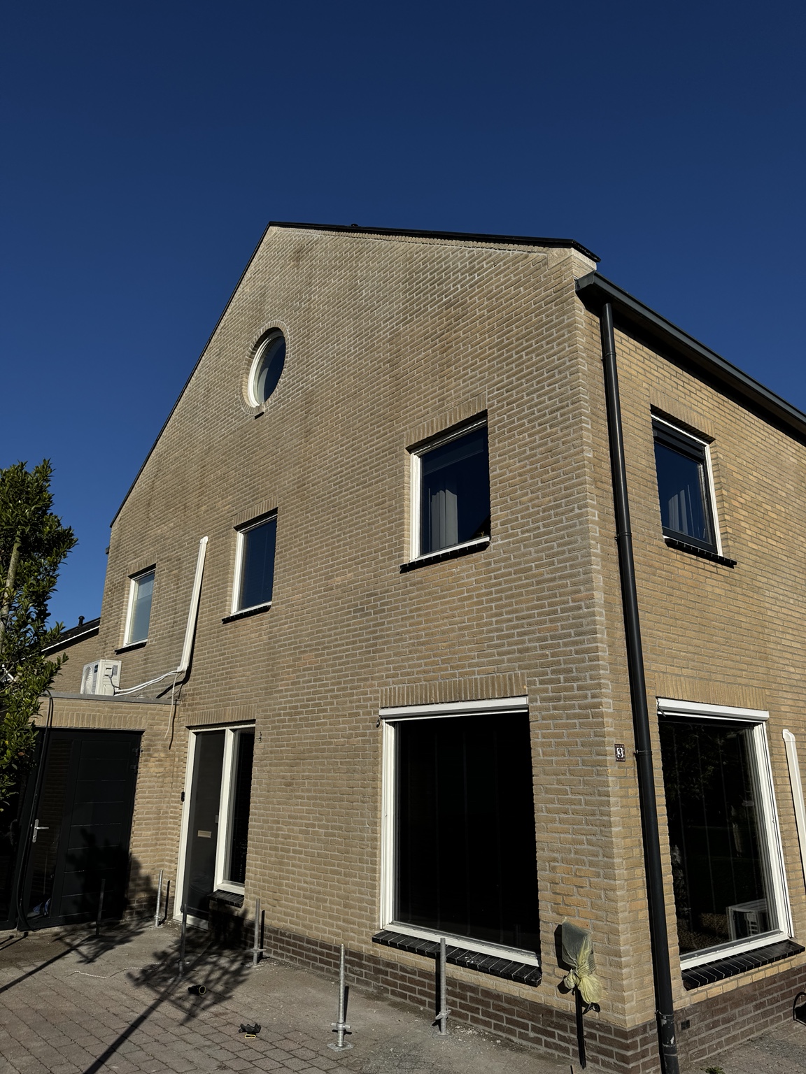 Woning na gevelreiniging