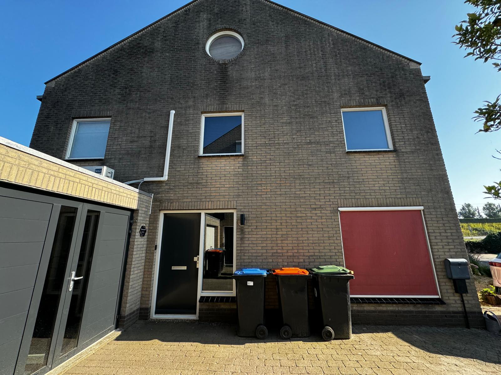 Woning voor gevelreiniging